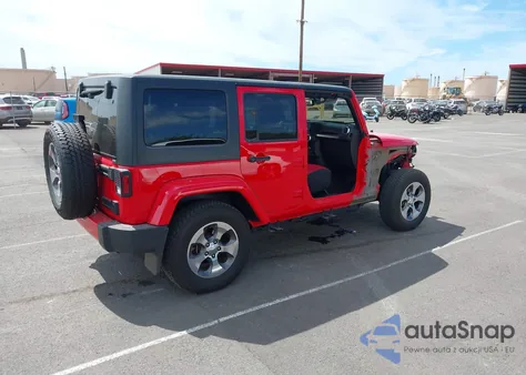 2018 Jeep Wrangler Jk Unlimited Sahara 4X4 from USA, damaged, VIN 1C4BJWEGXJL937520